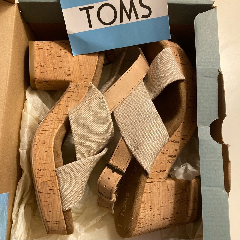 TOMS Ibiza Multi-Pearlized Metalic Woven/Honey Leather BNIB Size 7.5 - Picture 3 of 11